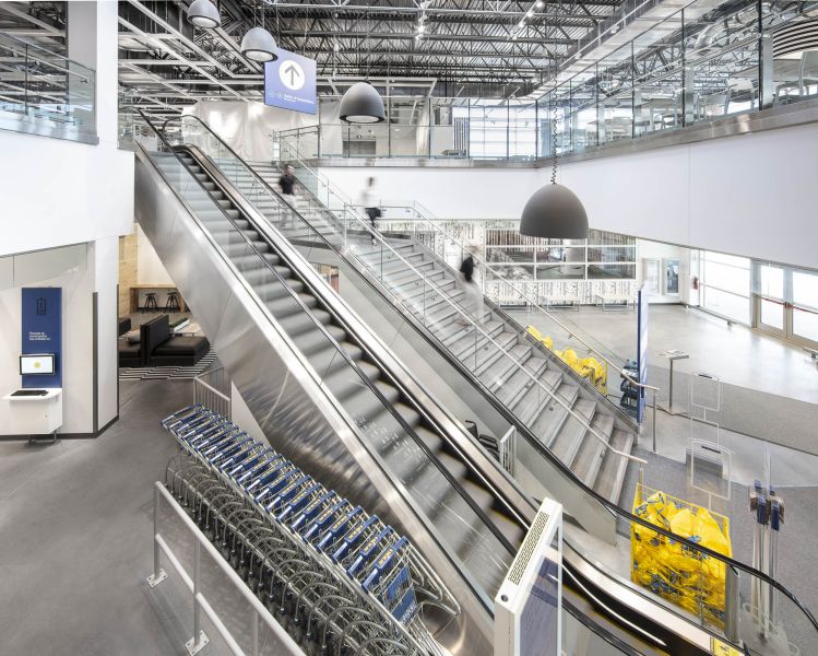 Halle d'entrée du Ikea de Québec