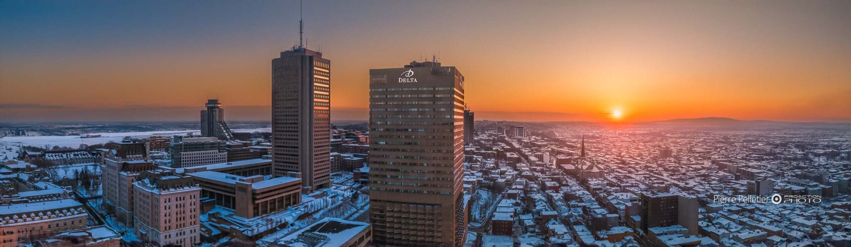 Architecture, Architecture-Extétieure, COMMERCIALE, Clients-Hotel, Gratte ciel, Hilton, Hilton Hotel, Immeuble-hauteur, Instagram, PHOTO-DRONE