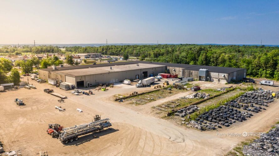 Architecture, Architecture-Extétieure, Batiment industriel, COMMERCIALE, Entrepot de grande surface, Immeuble-industriel, PHOTO-DRONE, industrielle