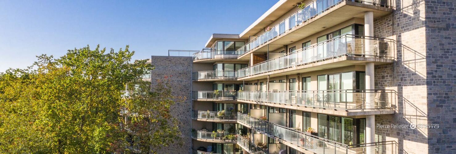 Appartement à louer, Architecture, Architecture-Extétieure, COMMERCIALE, Condominium, Google, Immeuble-condo, PHOTO-DRONE, Pierre Pelletier, photographe-professionnel-a-quebec, photographie-commerciale, photographie-publicitaire