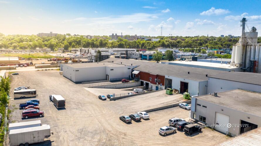 Architecture, Architecture-Extétieure, Batiment industriel, COMMERCIALE, Entrepot de grande surface, Immeuble-industriel, PHOTO-DRONE