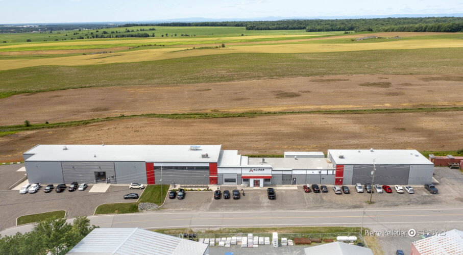 Architecture, Architecture-Extétieure, Batiment industriel, COMMERCIALE, Entrepot de grande surface, Immeuble-industriel, PHOTO-DRONE