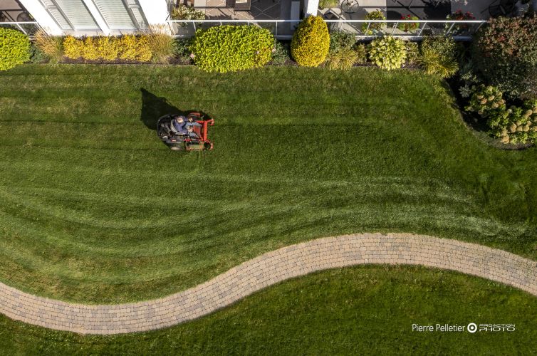 COMMERCIALE, Google, PHOTO-DRONE, Pierre Pelletier, Portrait-environnemental, Portrait-professionnel, photographe-professionnel-a-quebec, photographie-commerciale, photographie-publicitaire